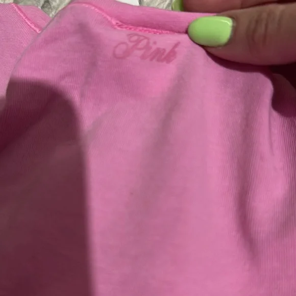 🩷 VS Pink Sleeveless Women's Top 🩷 - Picture 2 of 2